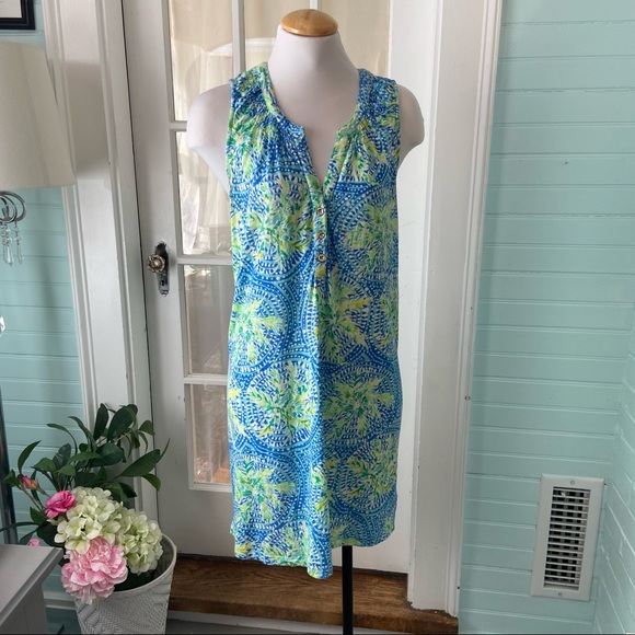 Dresses & Skirts - Lilly Pulitzer Essie Dress 💗🌴💗🌴